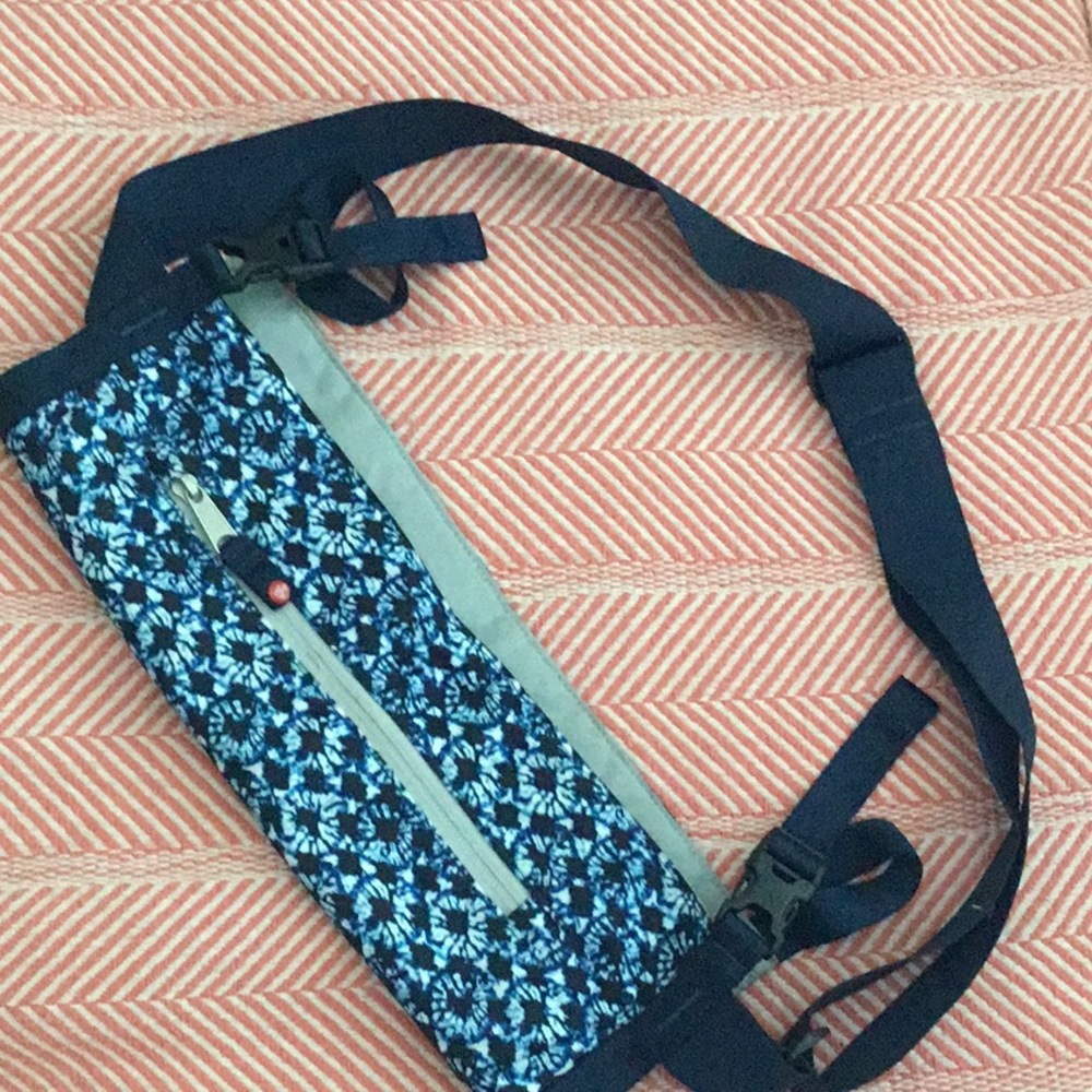 Manduka mat carrier